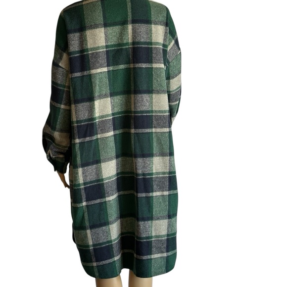 Green Plaid Button-Up Shirt Dress, Checkered Pattern,Streetwear, Relaxed Fit - Picture 4 of 10